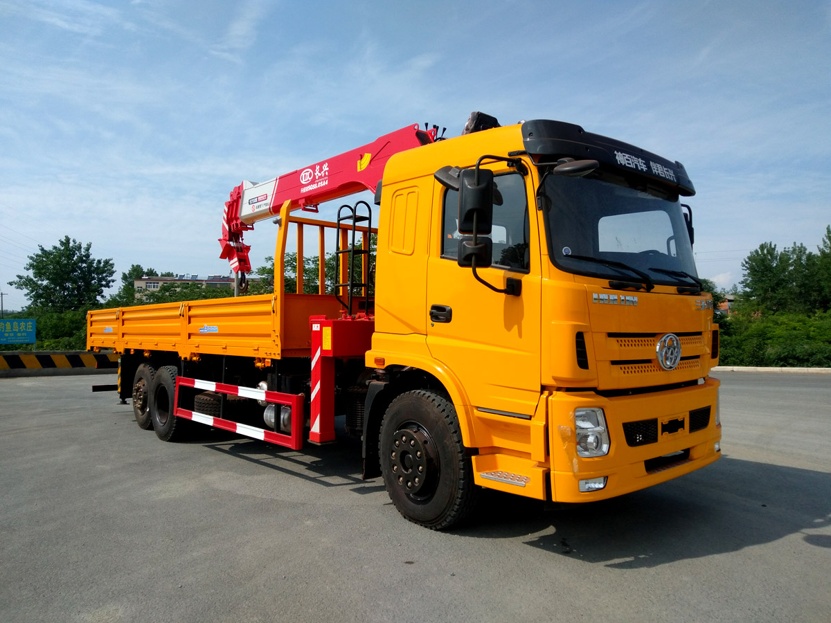 三環(huán)T280昊龍氣囊橋駕駛室上裝長興質(zhì)尊版8噸直臂式吊機