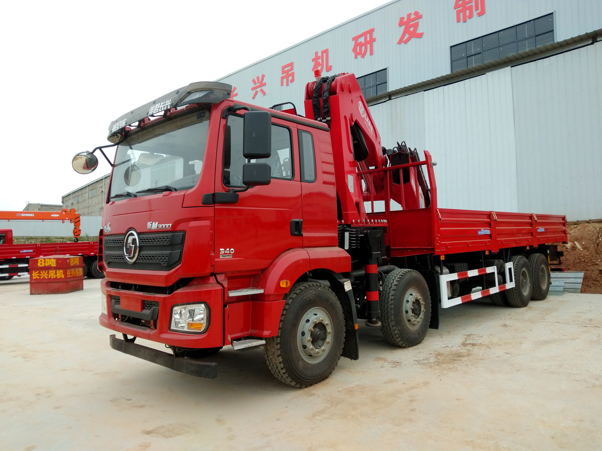 陜汽德龍新M3000前四后八上裝長興40噸折臂式吊機