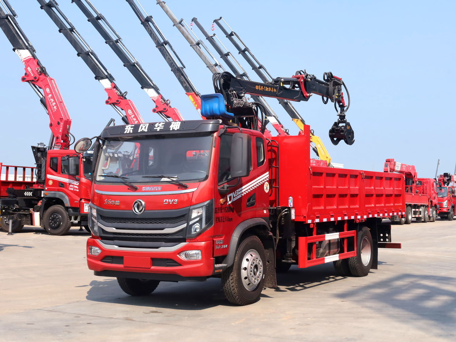 東風華神DV3排半上裝長興7.8米抓木機