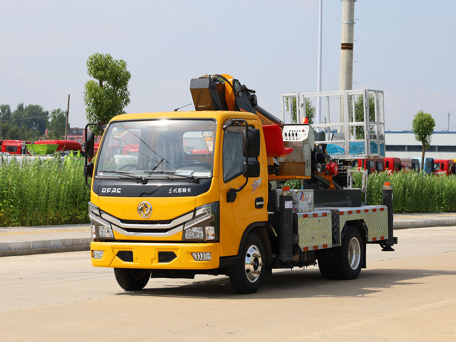 東風多利卡D5單排28.3米高空作業車（藍牌）