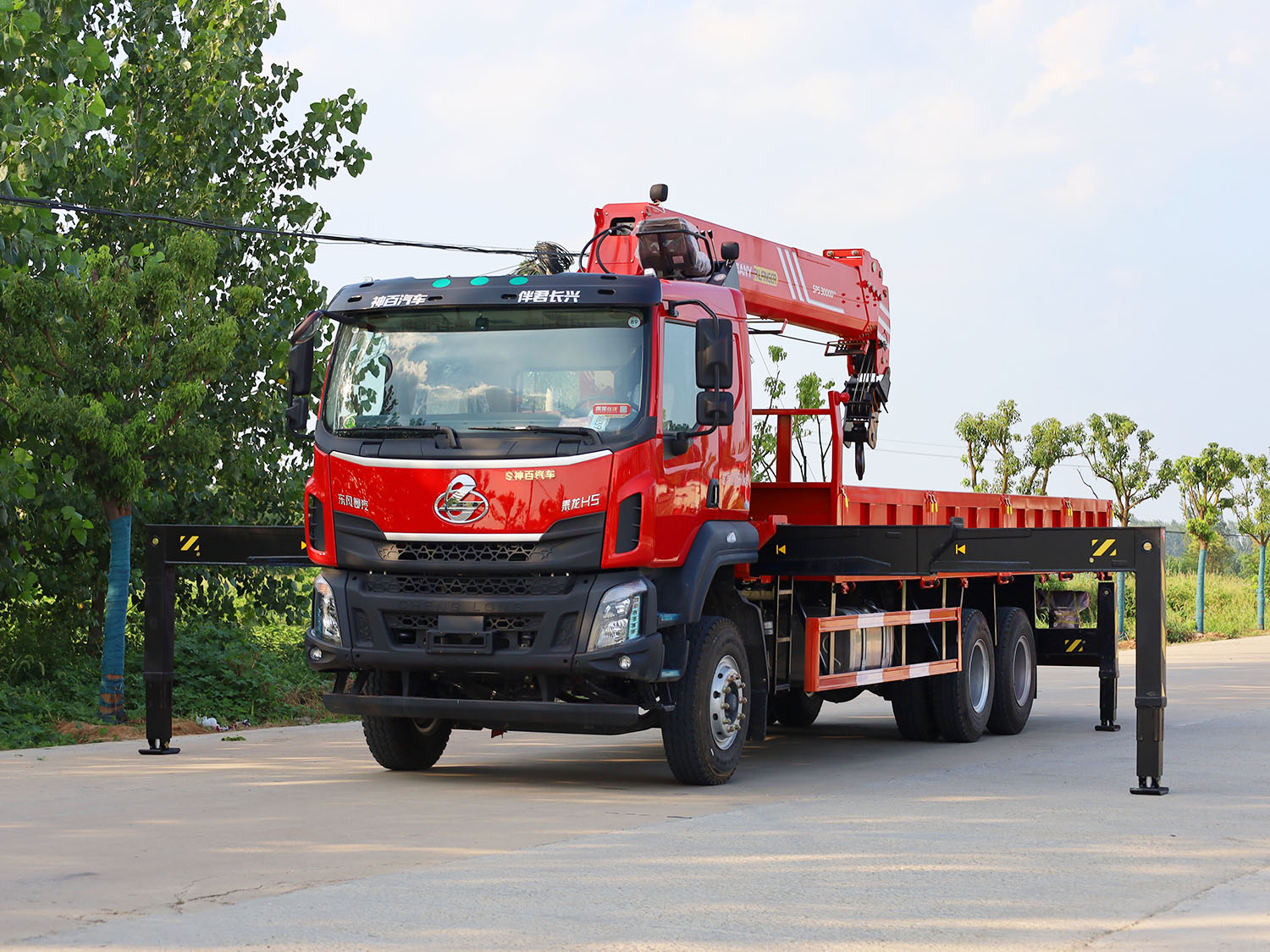 柳汽乘龍后雙橋上裝三一12噸直臂式吊機（pro新款）