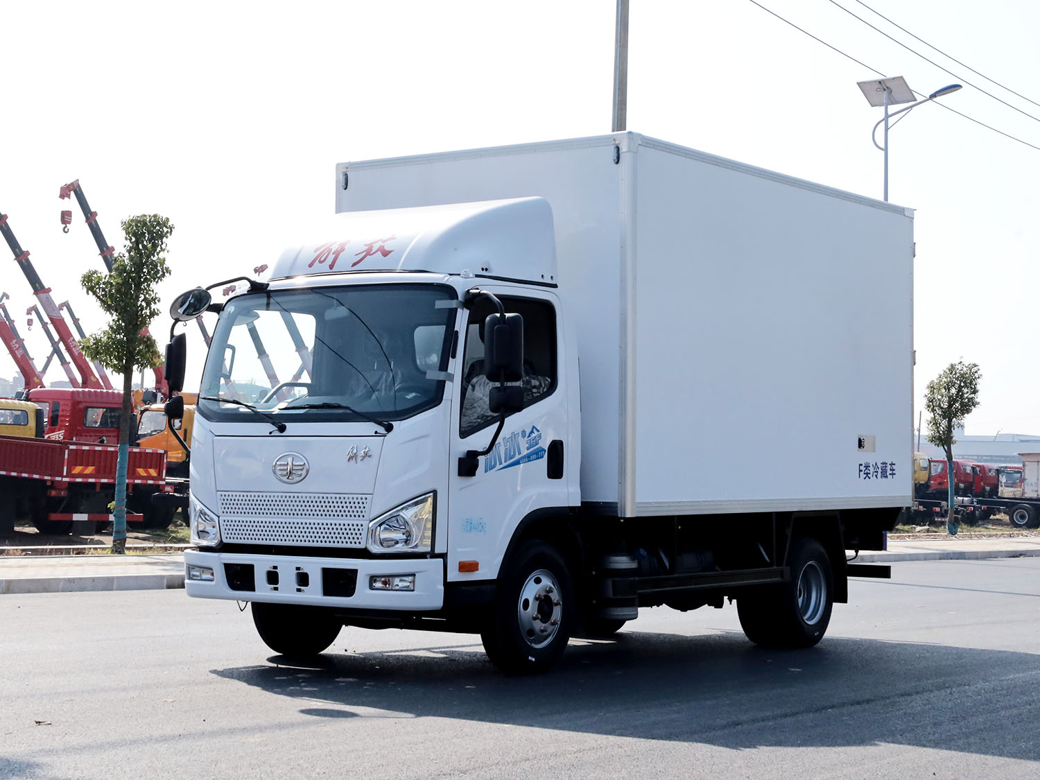 解放J6F單排冰冰冷藏車（藍牌）