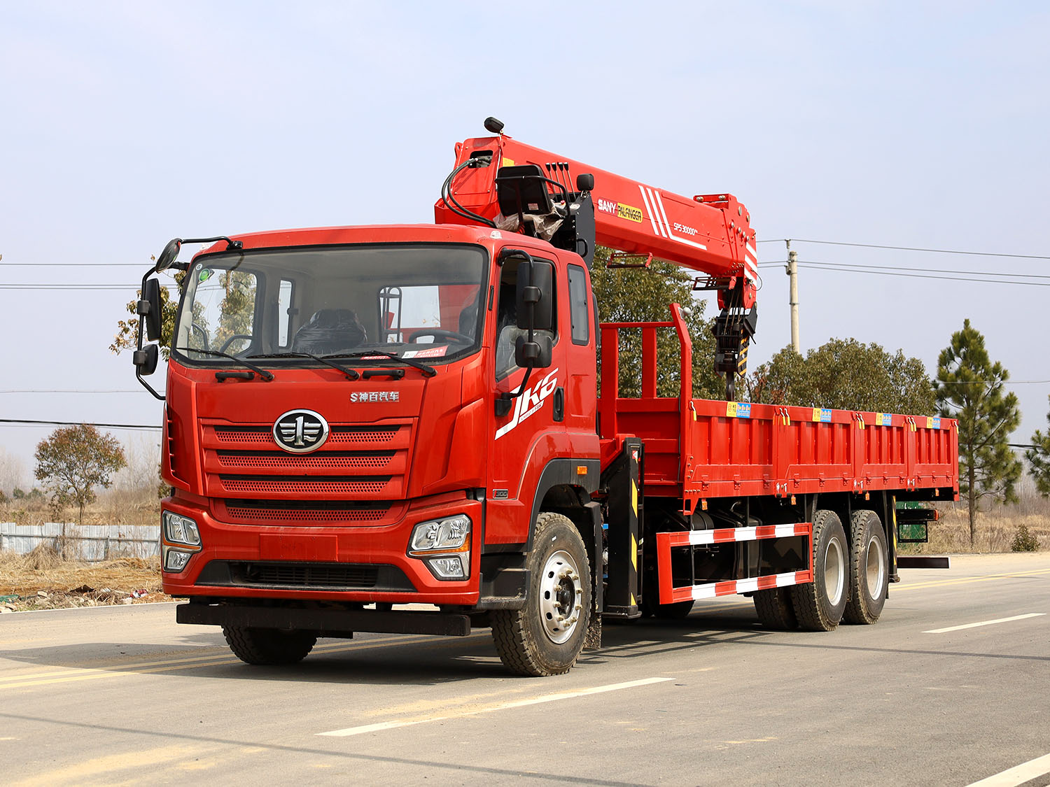 解放JK6后雙橋上裝三一12噸直臂式吊機（pro版）