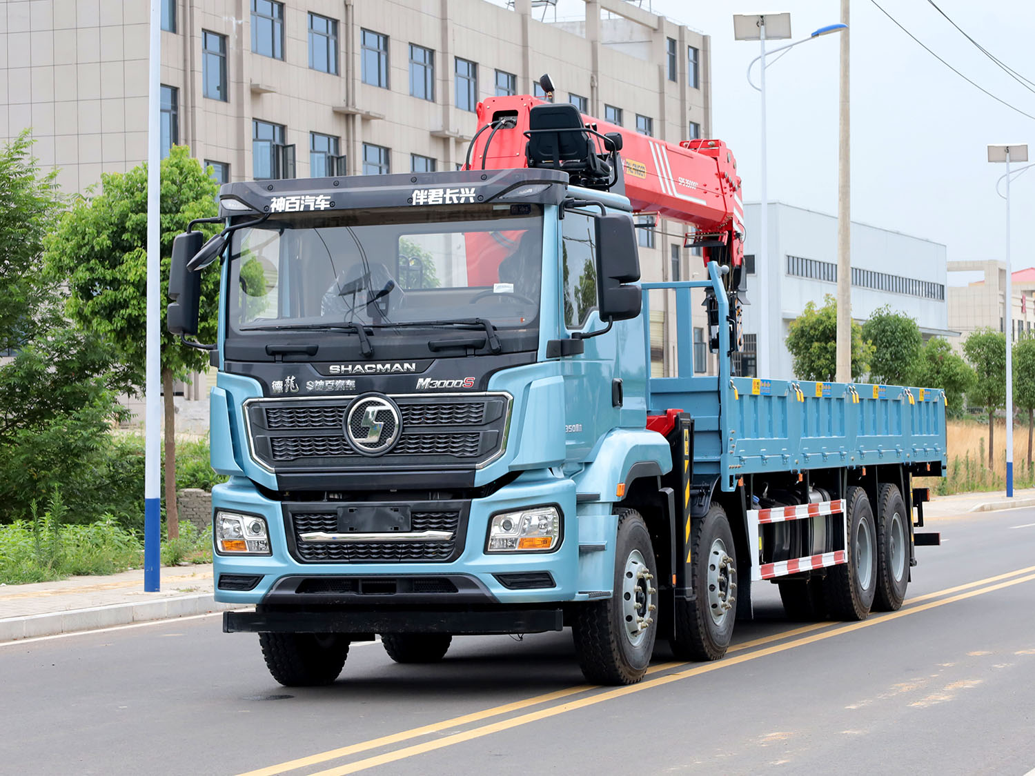 陜汽德龍M3000S前四后八上裝三一14噸直臂式吊機（pro版）