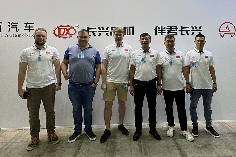 神百汽車莫斯科INTERAUTO汽車展覽會(huì)上大放異彩