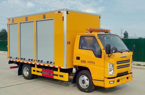 江鈴藍牌裝備型救險車