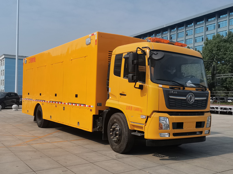 天錦3000方救險車