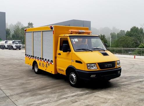 依維柯裝備型救險車