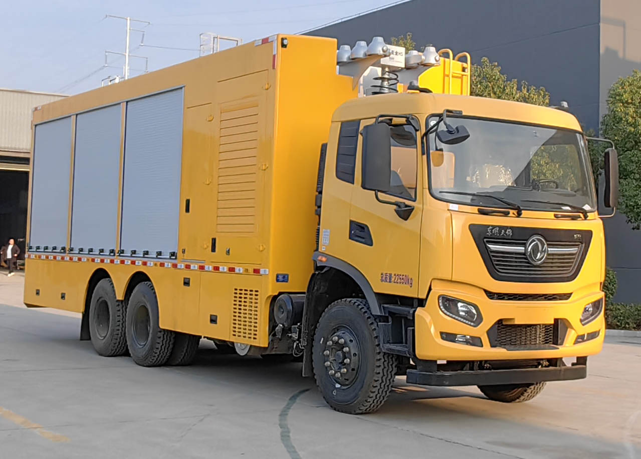 天錦后八輪救險型裝備車