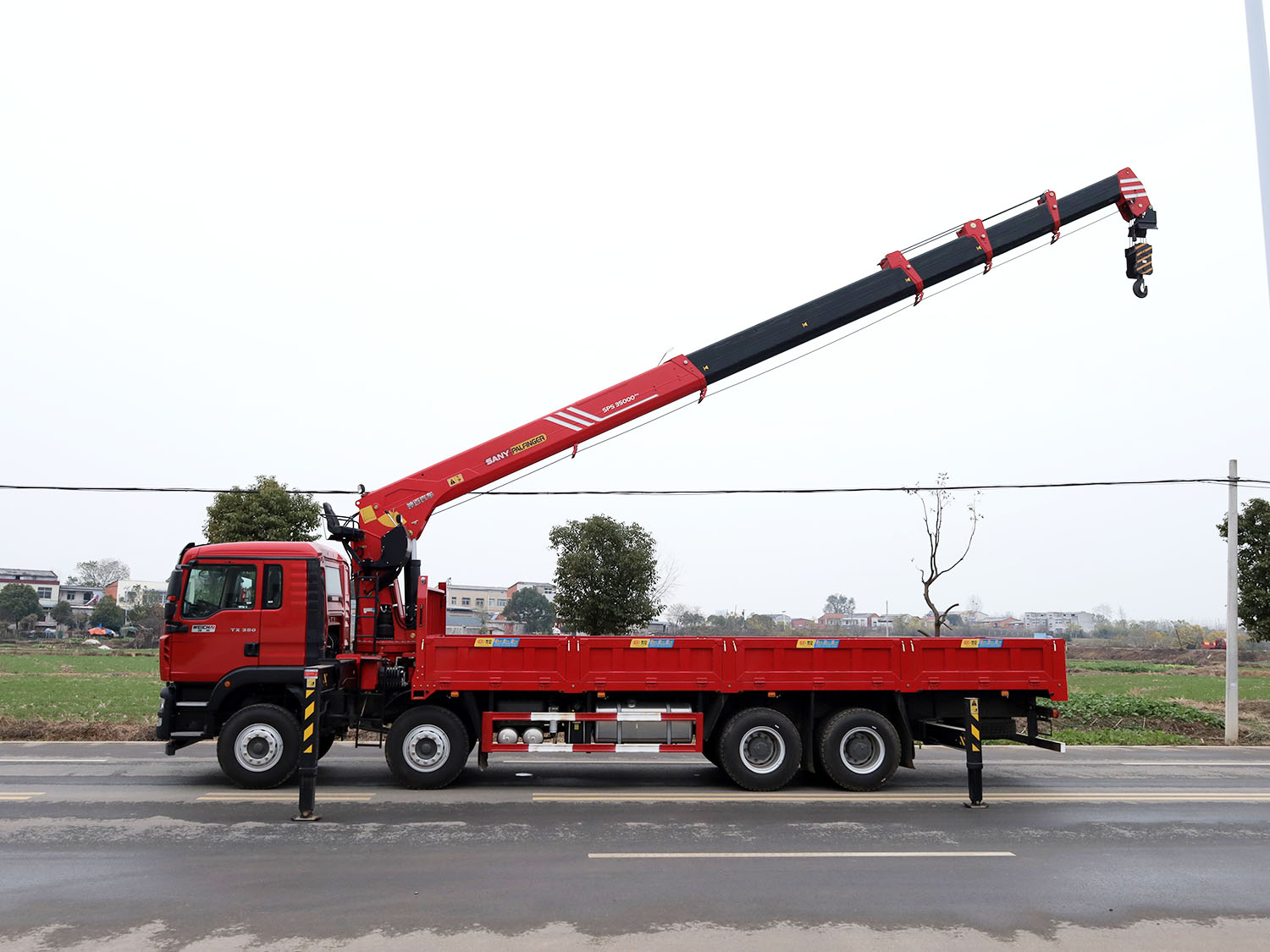 重汽豪沃前四后八上裝三一14噸pro版直臂吊機